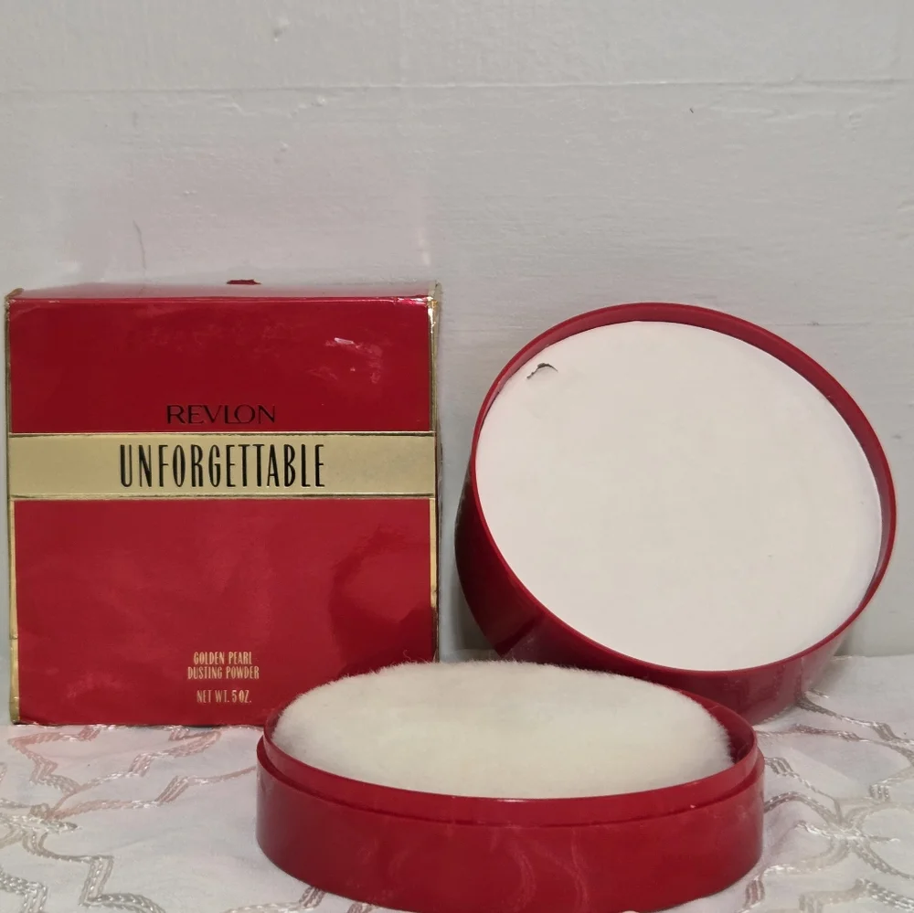 Revlon 'Unforgettable' Golden Pearl‎ Dusting Powder 5 Oz VINTAGE Discontinued